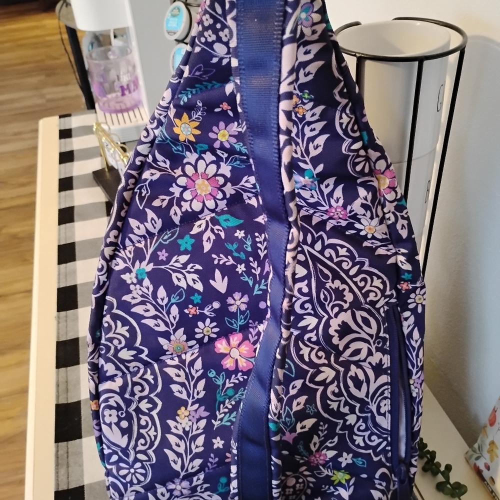 Vera Bradley Crossbody - Picture 2 of 2